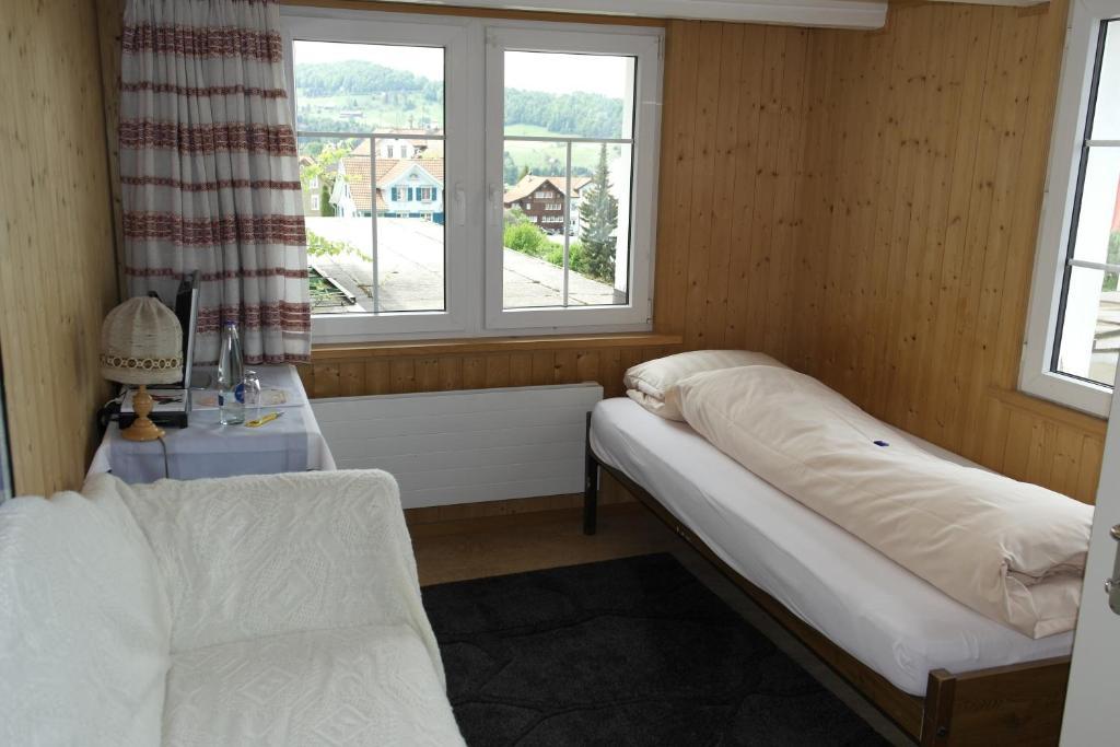 Gasthof Krone Wolfhalden Kamer foto